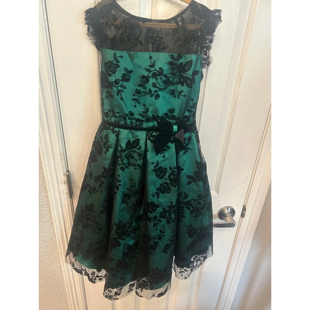 Bonnie Jean Dress Green Black Lace Floral Velvet Bow Holiday Party Formal Size 8
